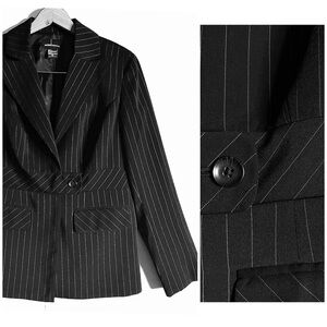 Moda International Button Wrap Front Pinstripe Blazer in Black Size 14 EUC